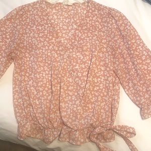 Pink blouse Only worn a couple of times to work bought from TJ Maxx